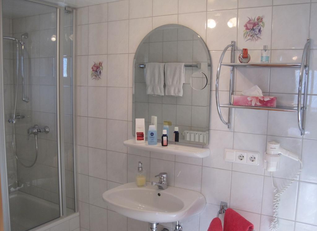 רייט אים וינקל Gaestehaus Klara מראה חיצוני תמונה
